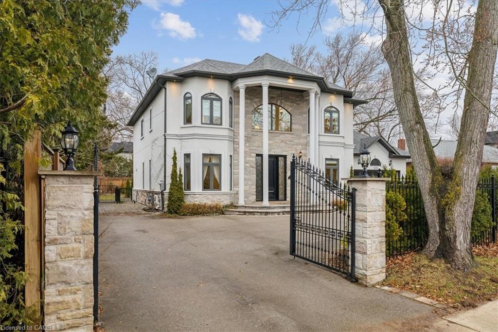 1379 Rebecca Street, Oakville