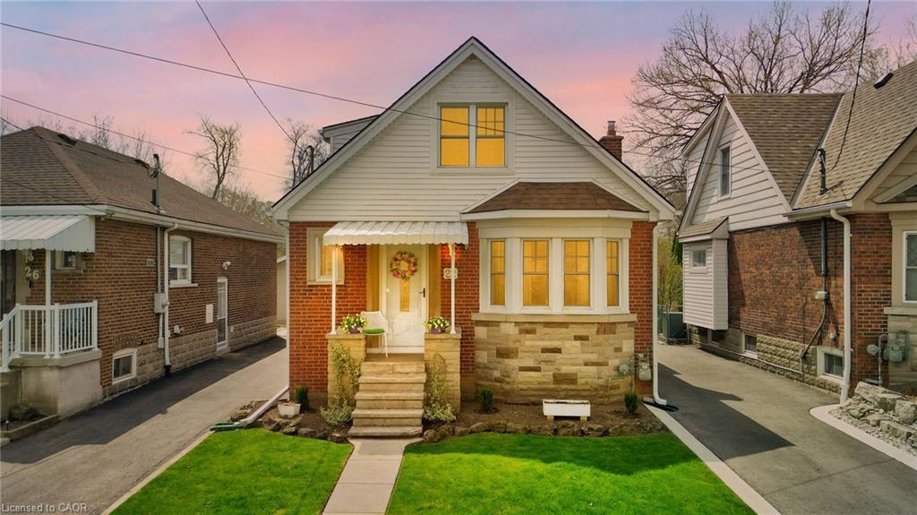 22 Churchill Avenue, Hamilton