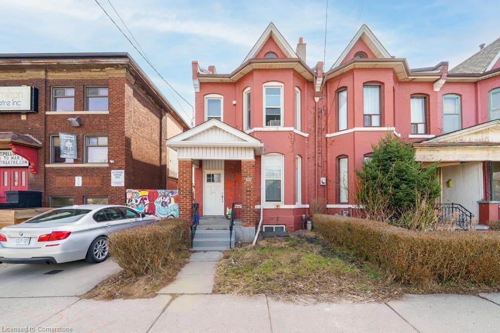 136 Macnab Street N, Hamilton