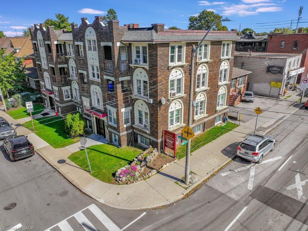 109 Balsam Avenue S, Hamilton