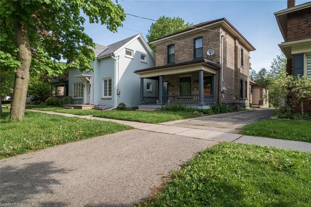 31 Palmerston Avenue Lower, Brantford