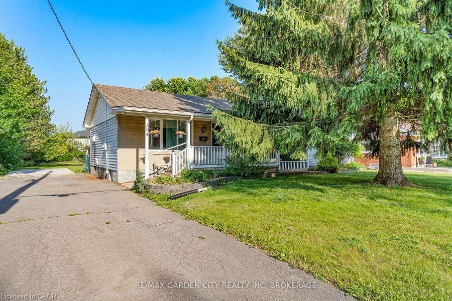 304 First Avenue Lower, Welland