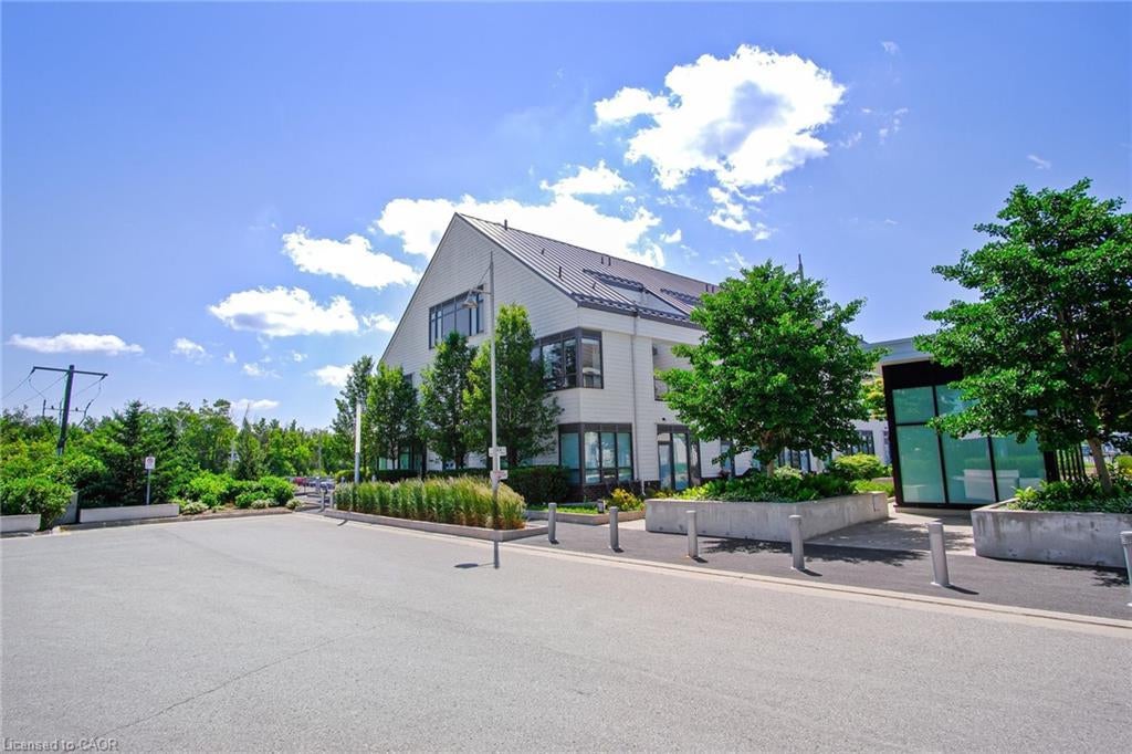 233 Broward Way 10, Innisfil
