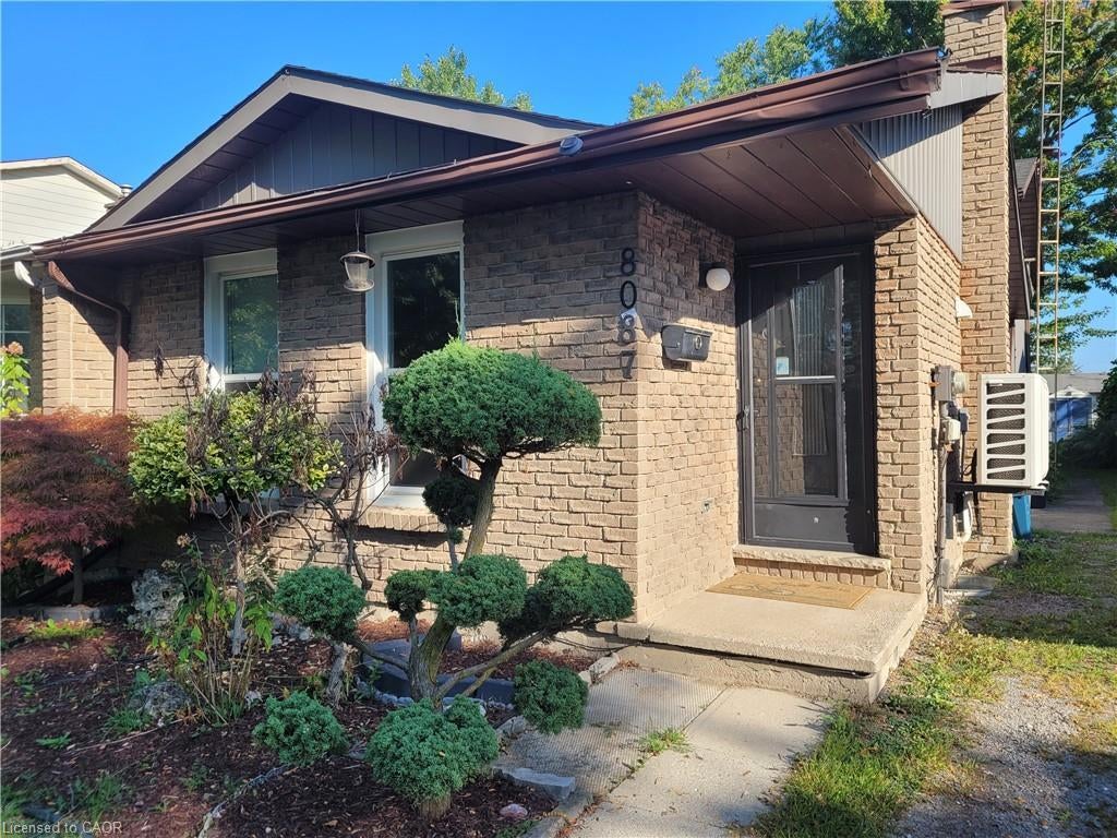 8087 Aintree Drive, Niagara Falls