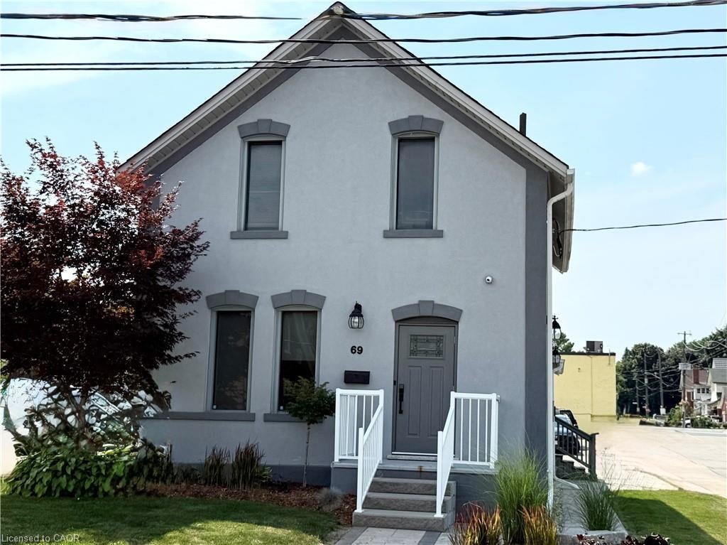 69 Regina Street N, Waterloo
