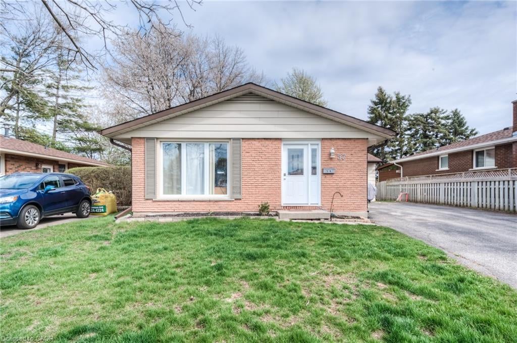 57 Kingswood Drive Lower, Kitchener