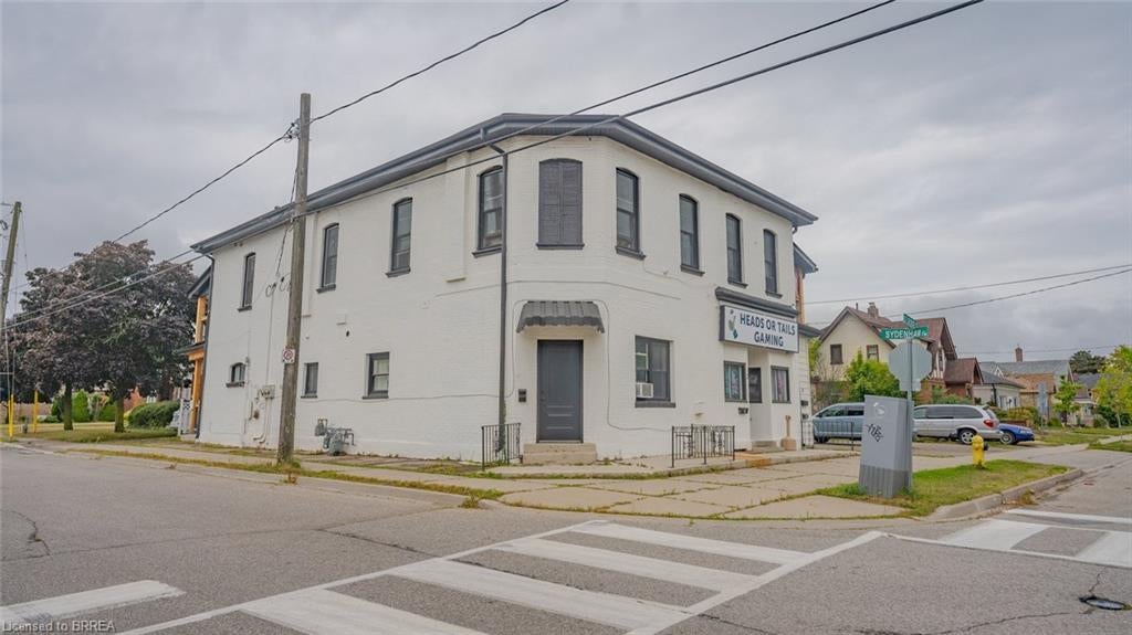 4 St George Street 2, Brantford