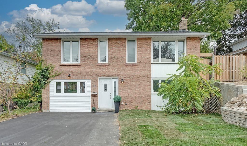 16 Upper Canada Drive Main, Waterloo