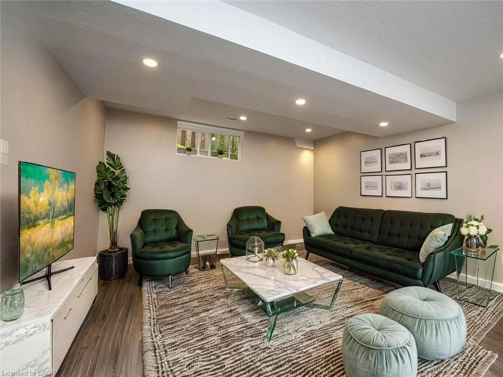 34 Peach Blossom Crescent 2, Kitchener