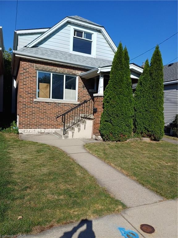 71 Crosthwaite Avenue N, Hamilton