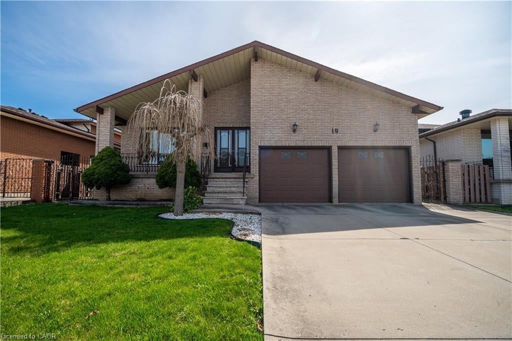 19 Pavarotti Court Lower, Hamilton