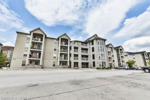 1441 Walker's Line 409, Burlington