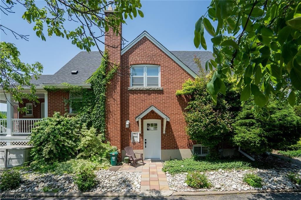 324 King Street E B, Stoney Creek