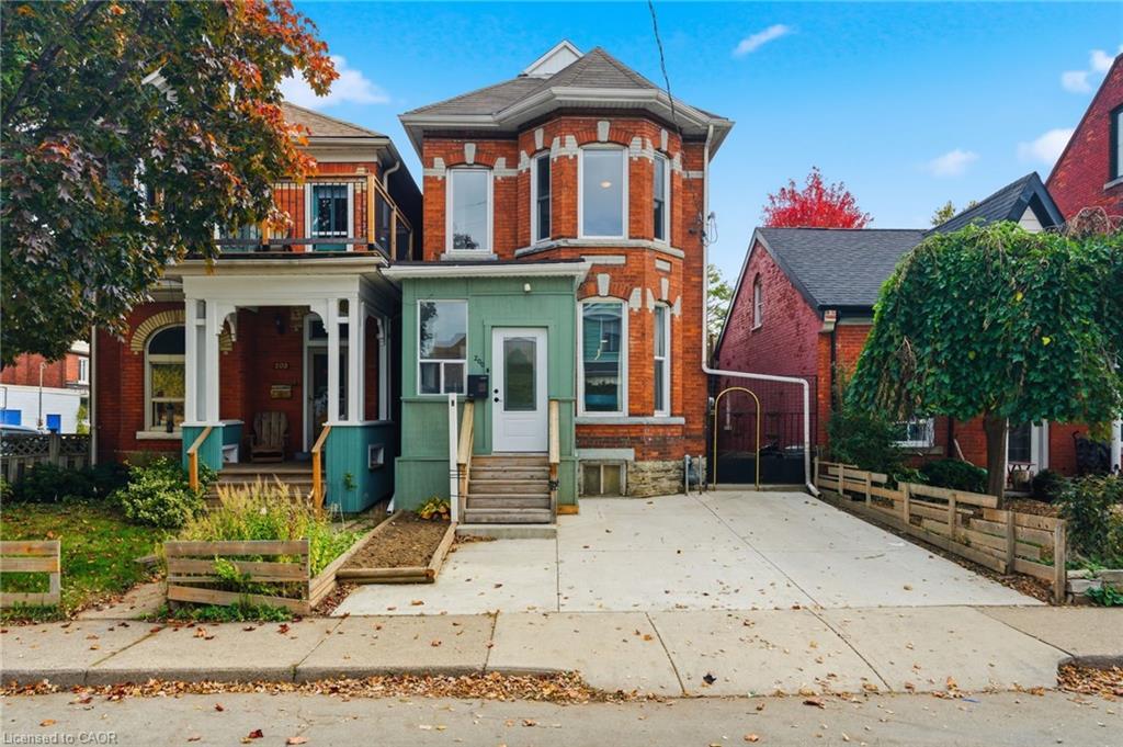 200 East Avenue N, Hamilton