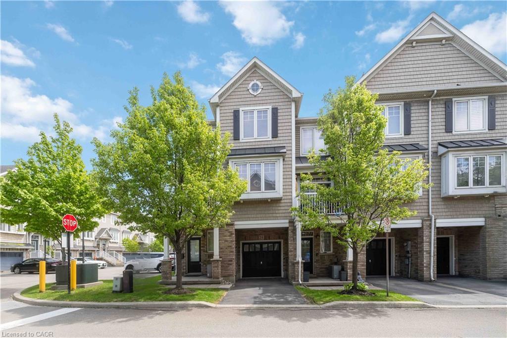 337 Beach Boulevard 25, Hamilton