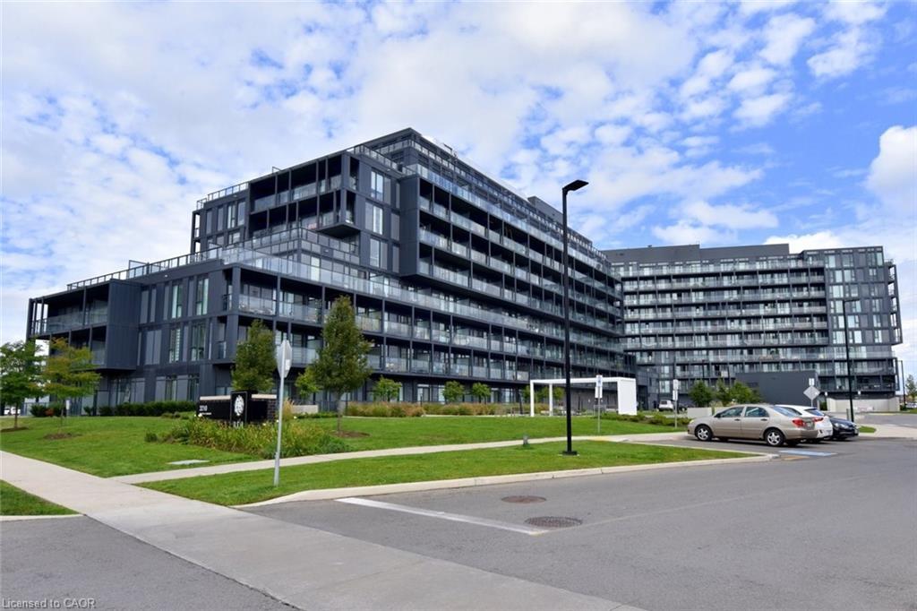 3200 Dakota Common B1006, Burlington