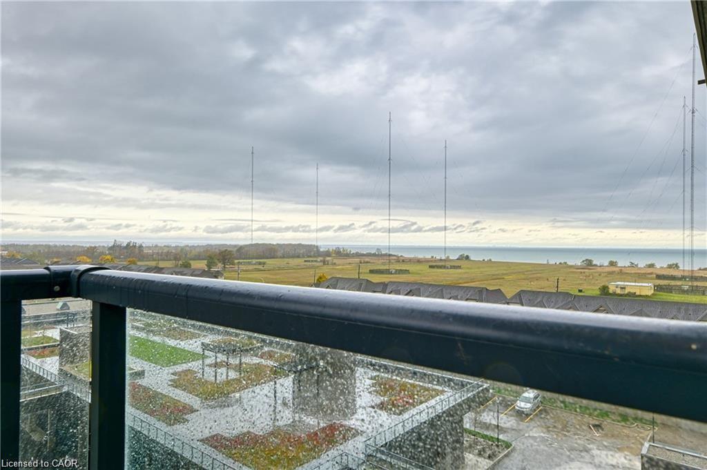 550 North Service Road 602, Grimsby