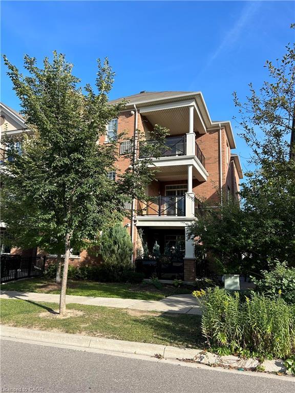 272 Georgian Drive 205, Oakville