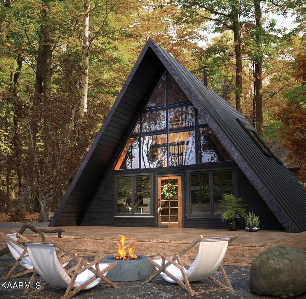 662 Battle Top Rd, Sevierville