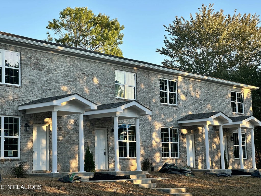 481 Broome Rd 201, Knoxville