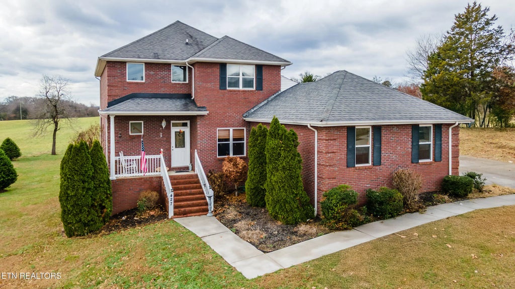 427 Montana Court, Seymour