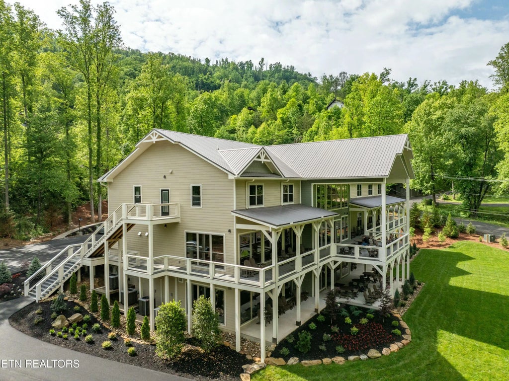 281 Loop Rd, Gatlinburg