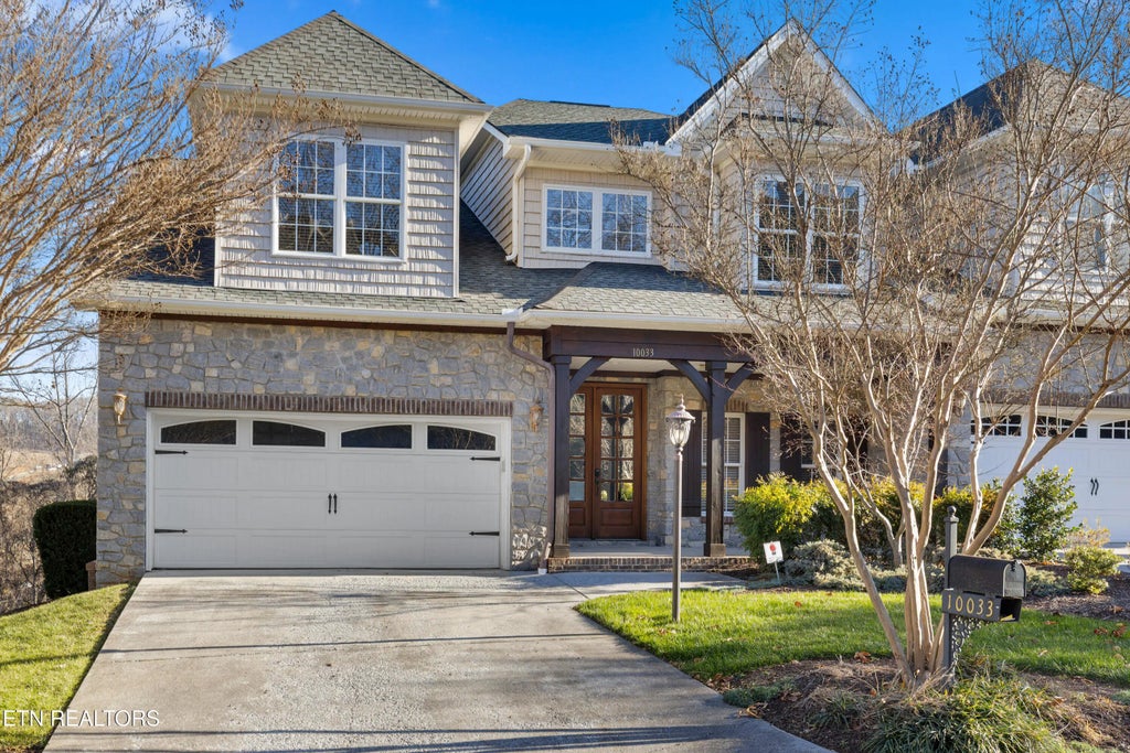 10033 Autumn Valley Lane, Knoxville