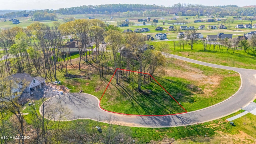 160 Keho Court, Loudon