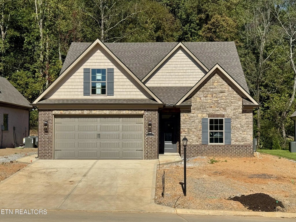1125 Chardonnay Lane, Knoxville