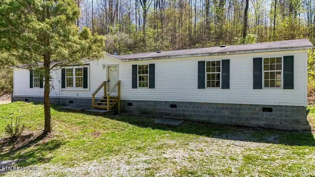 1161 Essary Road, Tazewell