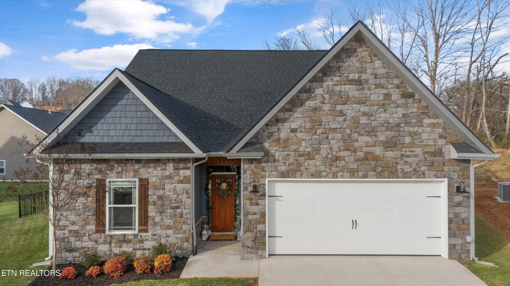12607 Izzy Mule Lane, Knoxville