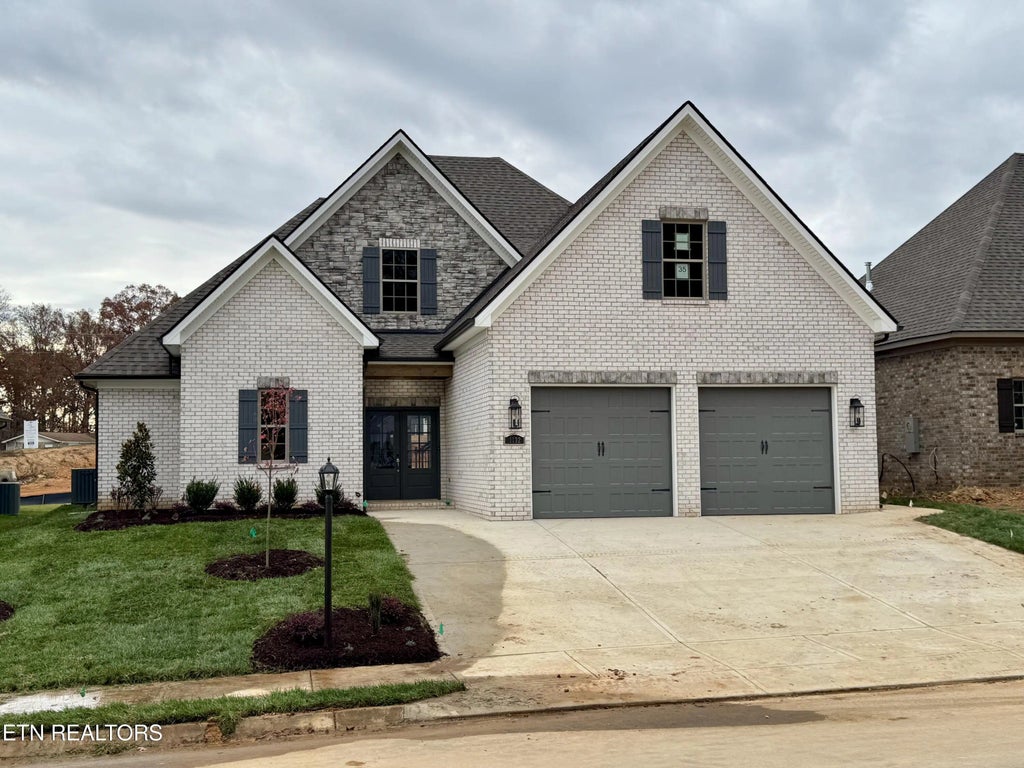 1132 Chardonnay Lane, Knoxville