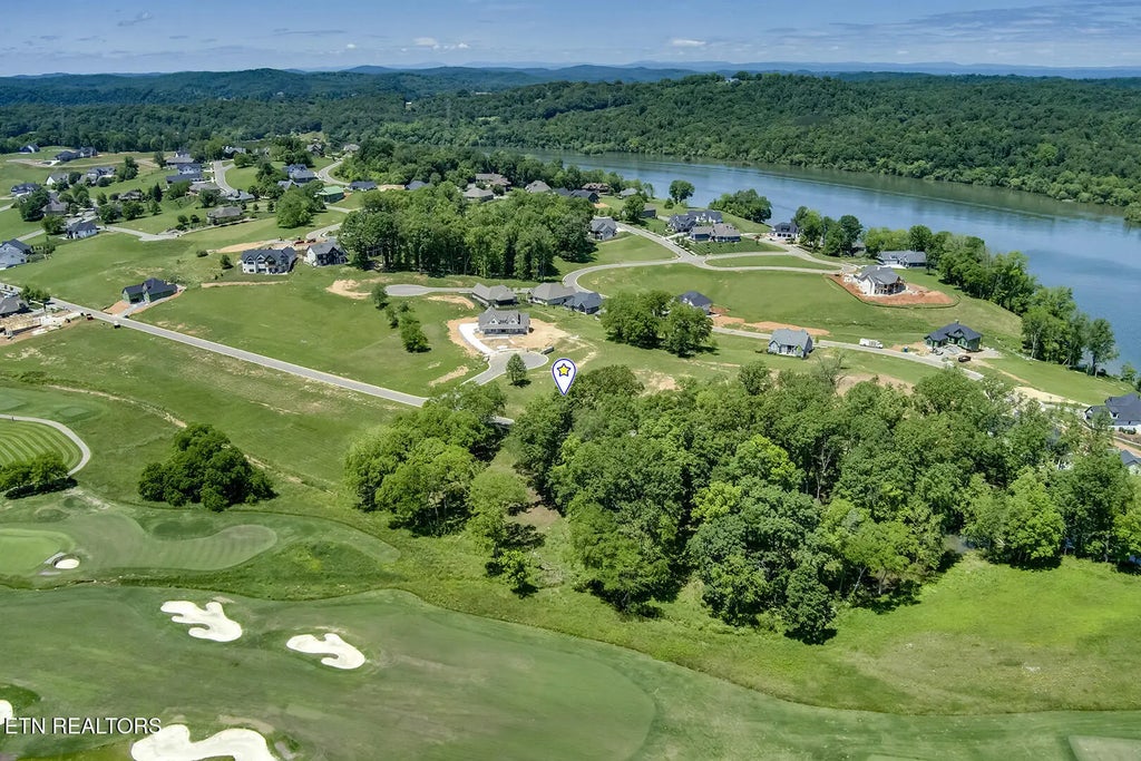 3235 Chestnut Lane, Loudon