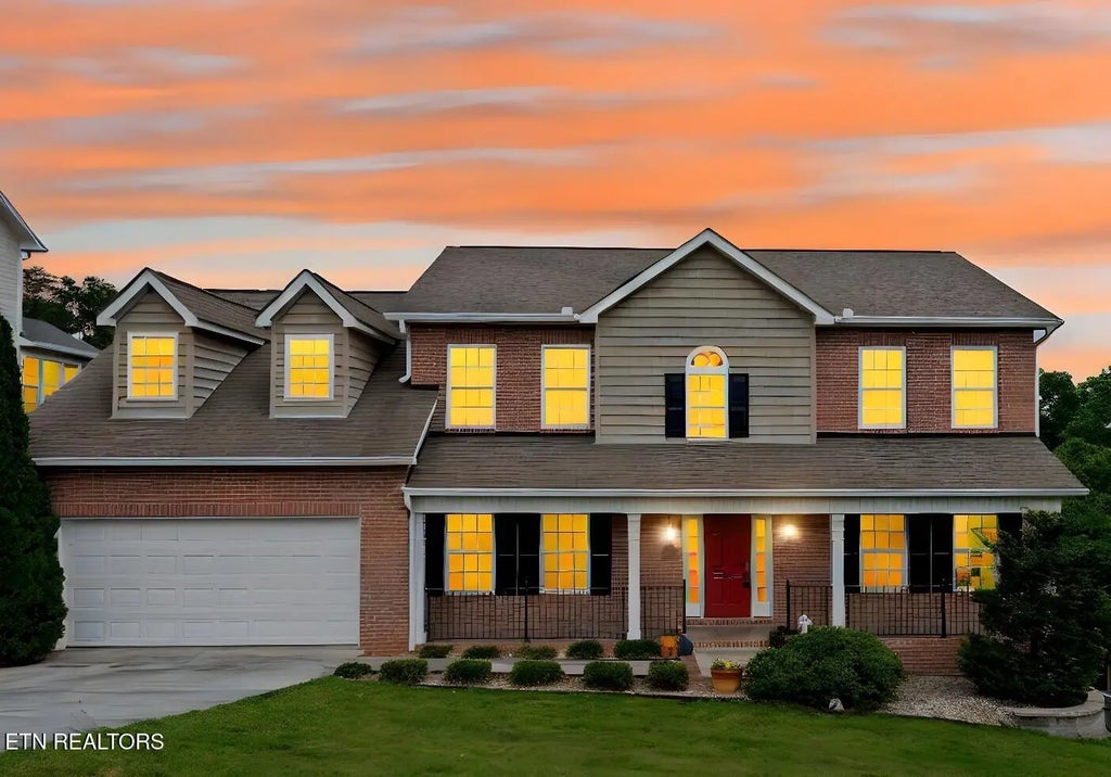 1820 Falling Waters Rd, Knoxville