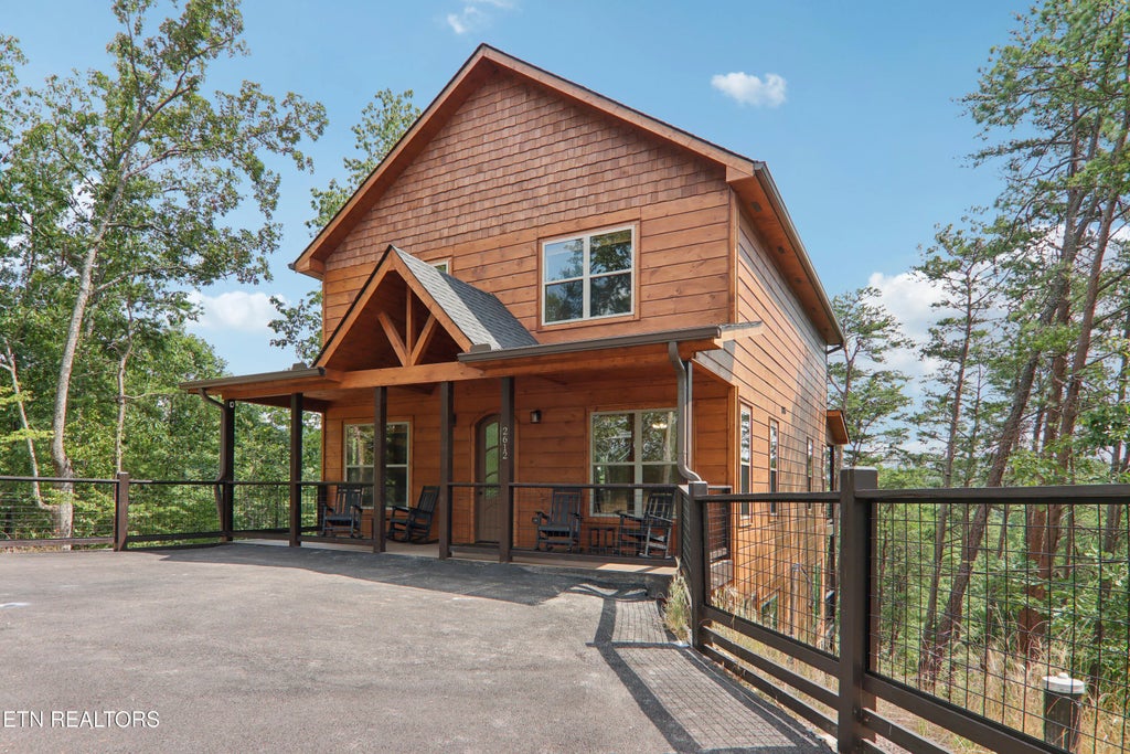2616 Dogwood Loop Drive, Sevierville