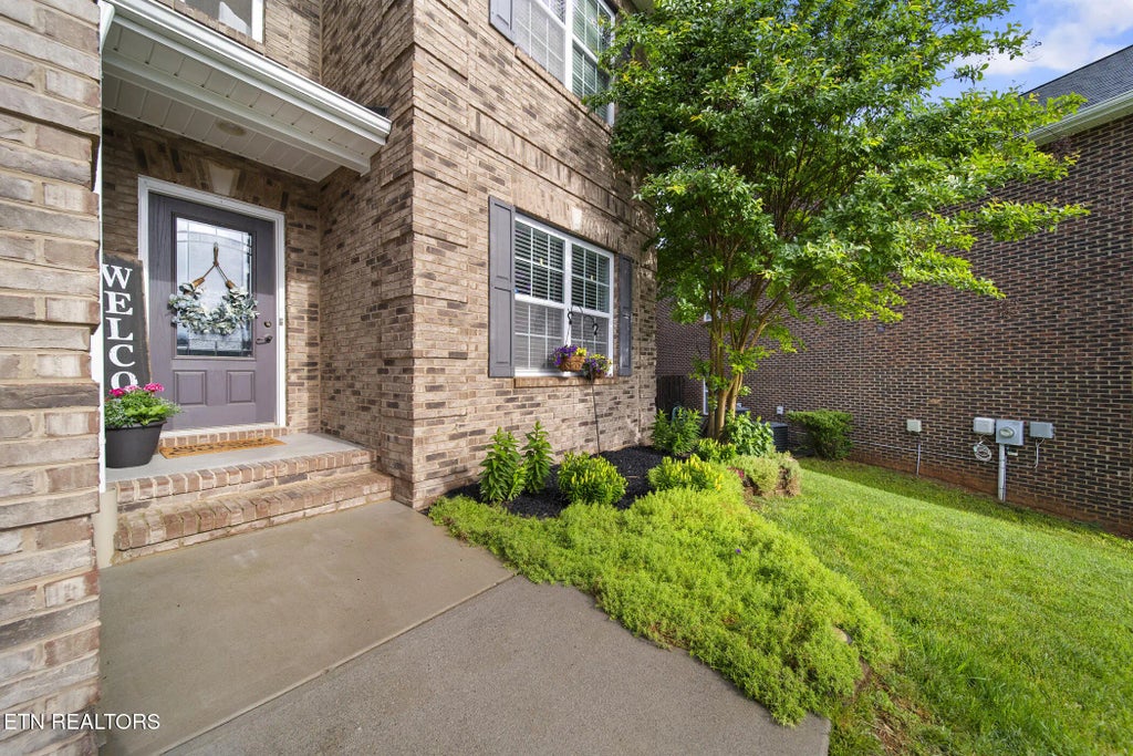 2905 Cambridge Shores Lane Lane, Knoxville