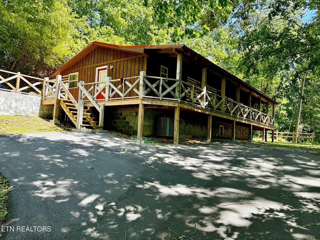 576 Mill Creek Rd, Pigeon Forge