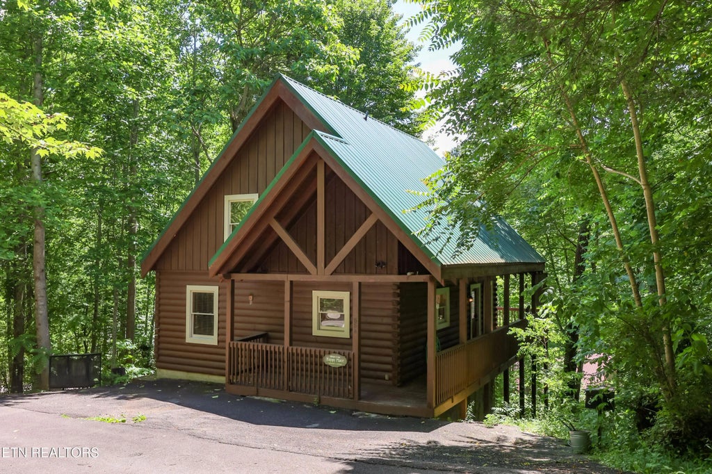 556 Wildwood Forest Way, Sevierville