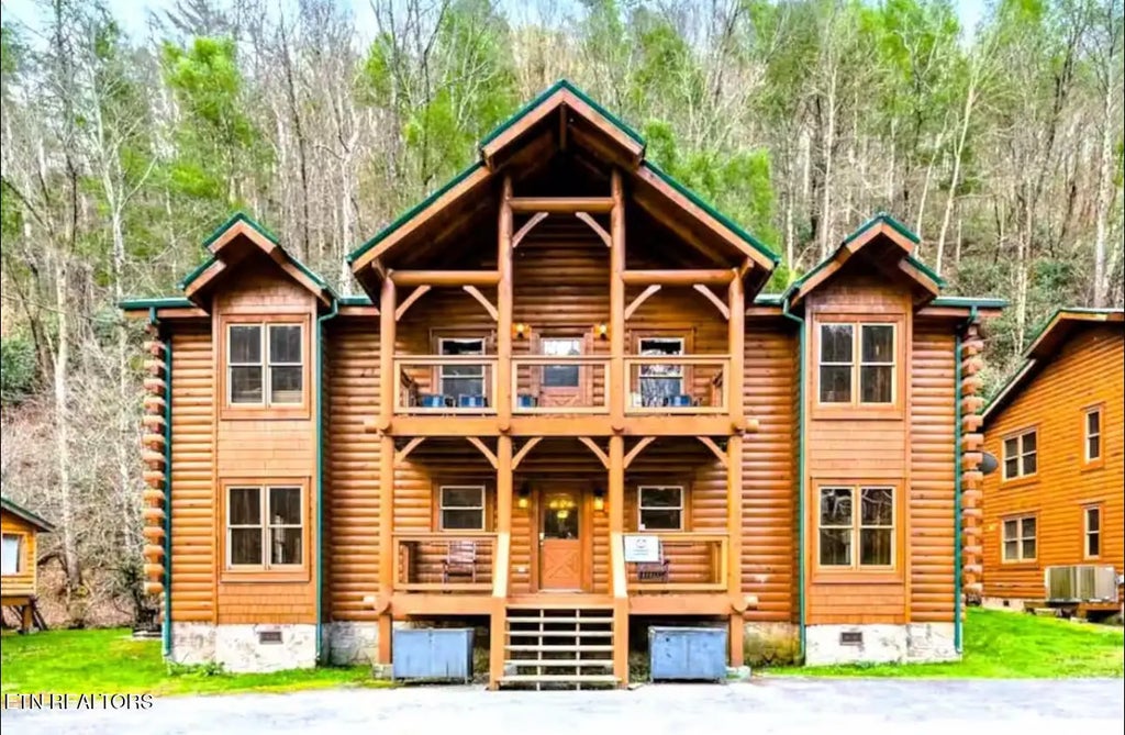 311 Caney Creek Rd, Pigeon Forge