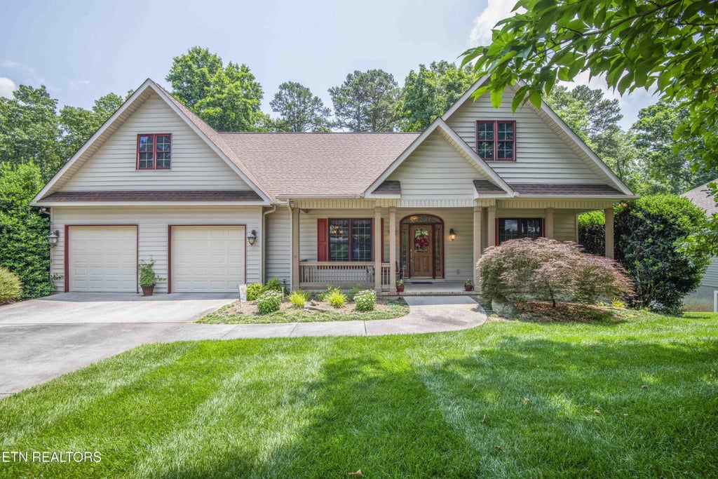 308 Tahlequah Drive, Loudon