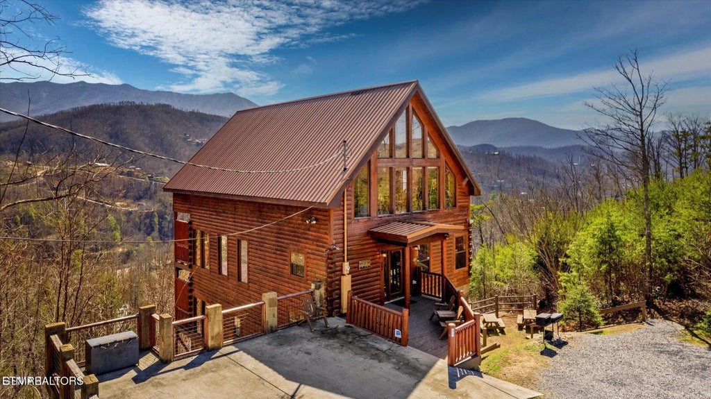 204 Pinnacle Drive, Gatlinburg