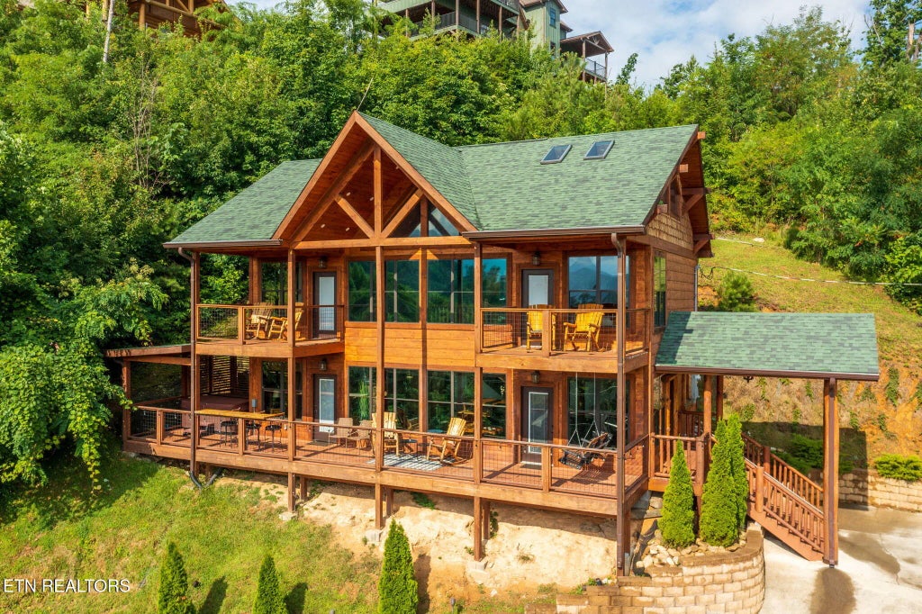 520 Edgewood Drive, Gatlinburg