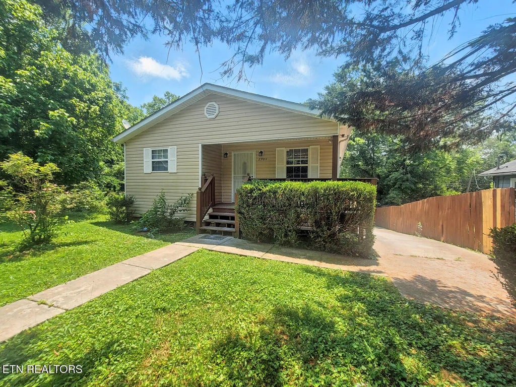 2750 Wilson Ave, Knoxville