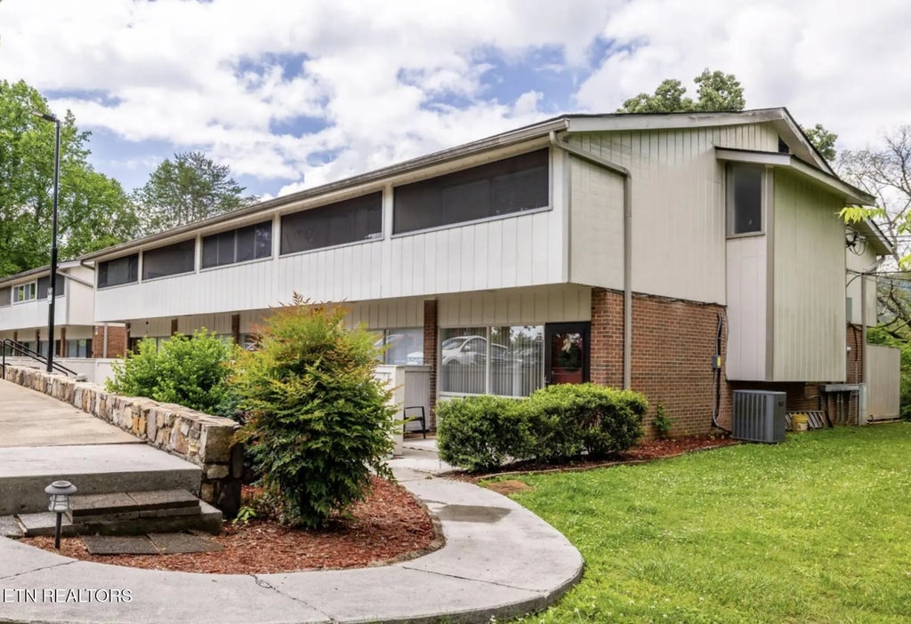 2806 Suncrest Rd Apt 4, Pigeon Forge