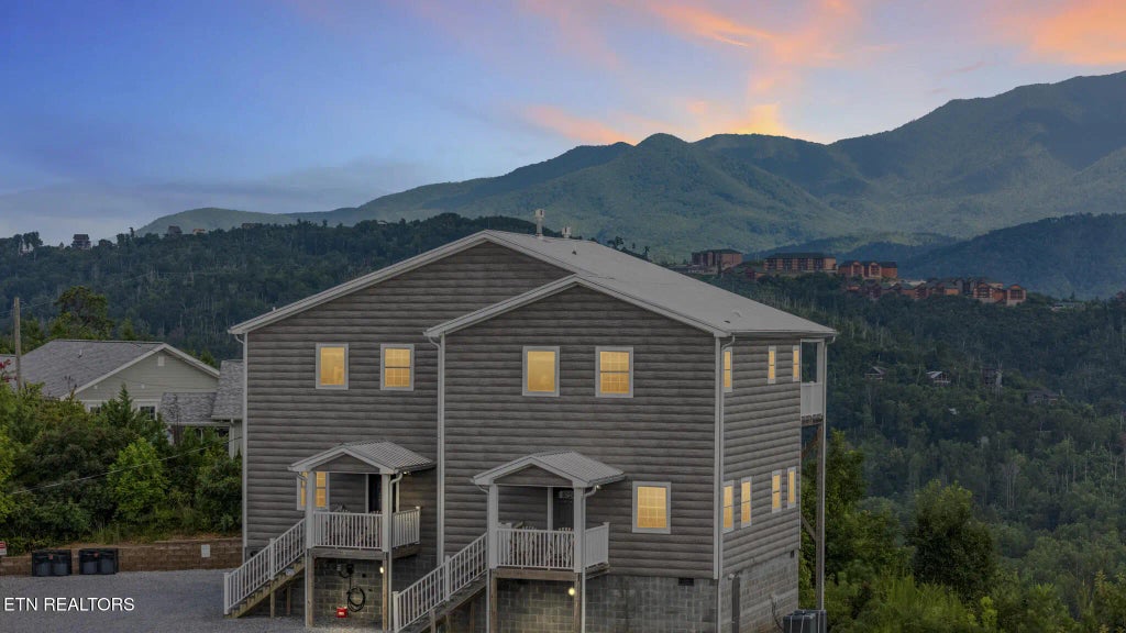 1156 Hemlock Drive, Gatlinburg