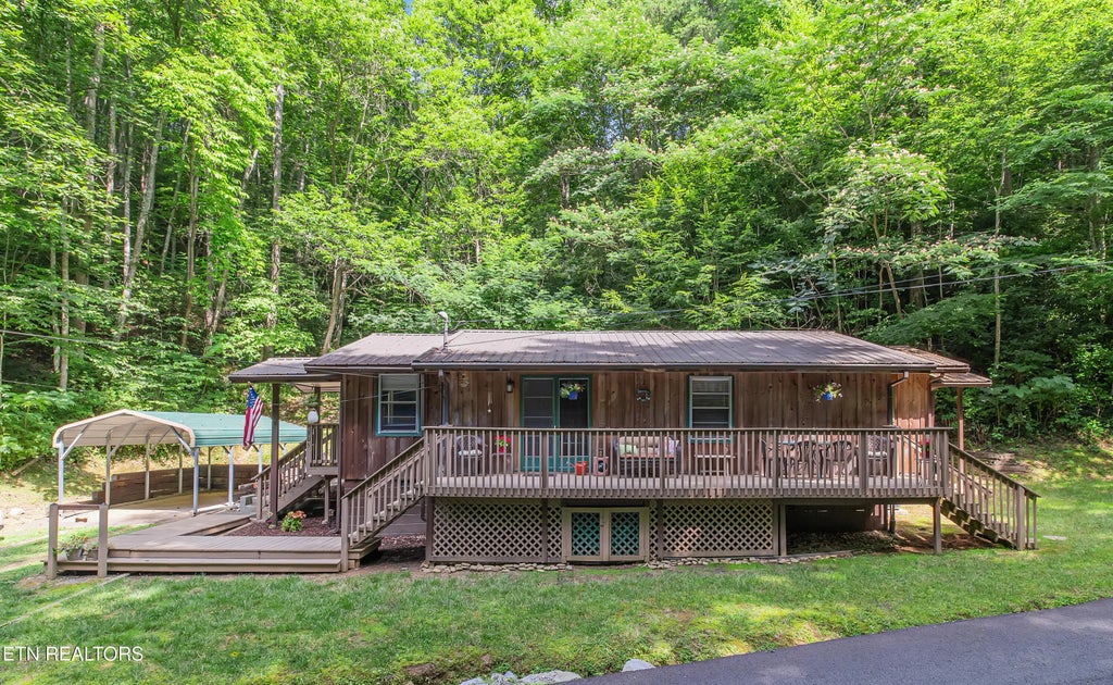 305 Shields View Drive, Gatlinburg