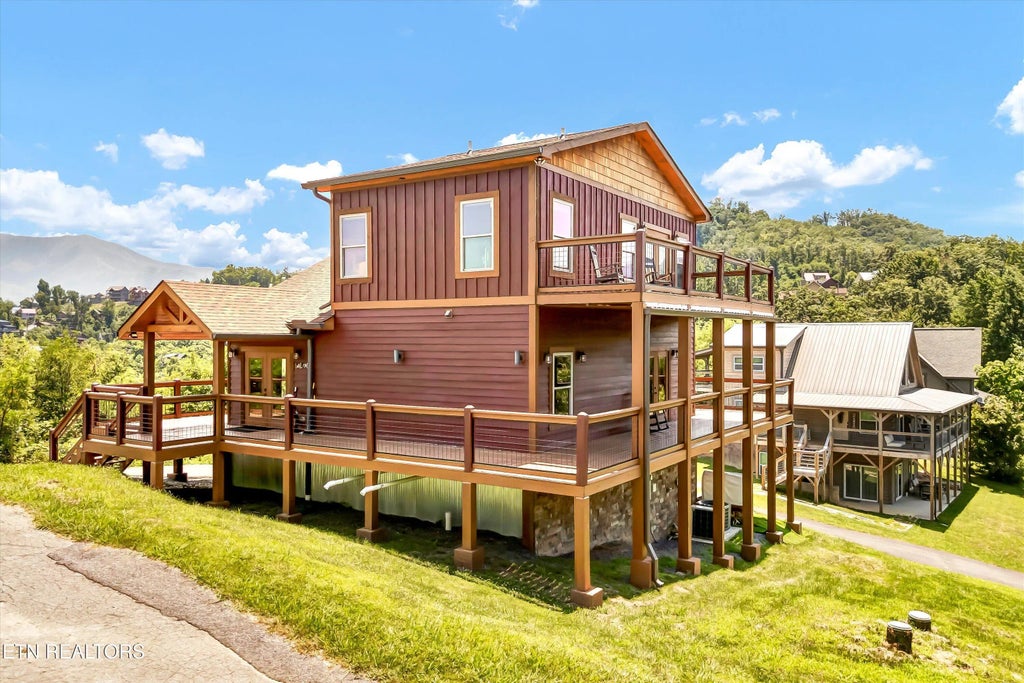 809 Wattle Blossom Way, Gatlinburg
