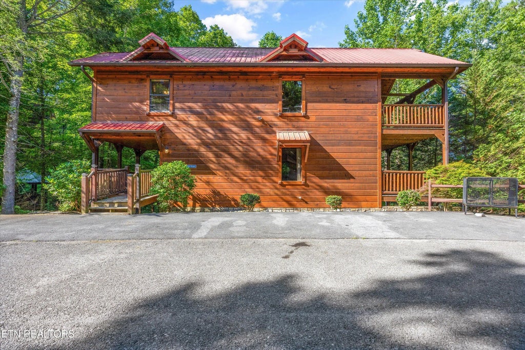 1827 Elk Springs Way, Gatlinburg