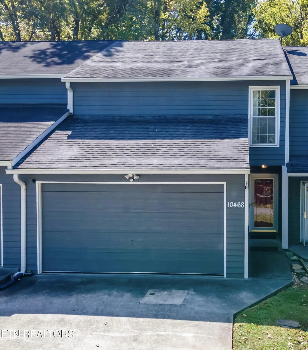 10468 Laura Lee Lane, Knoxville