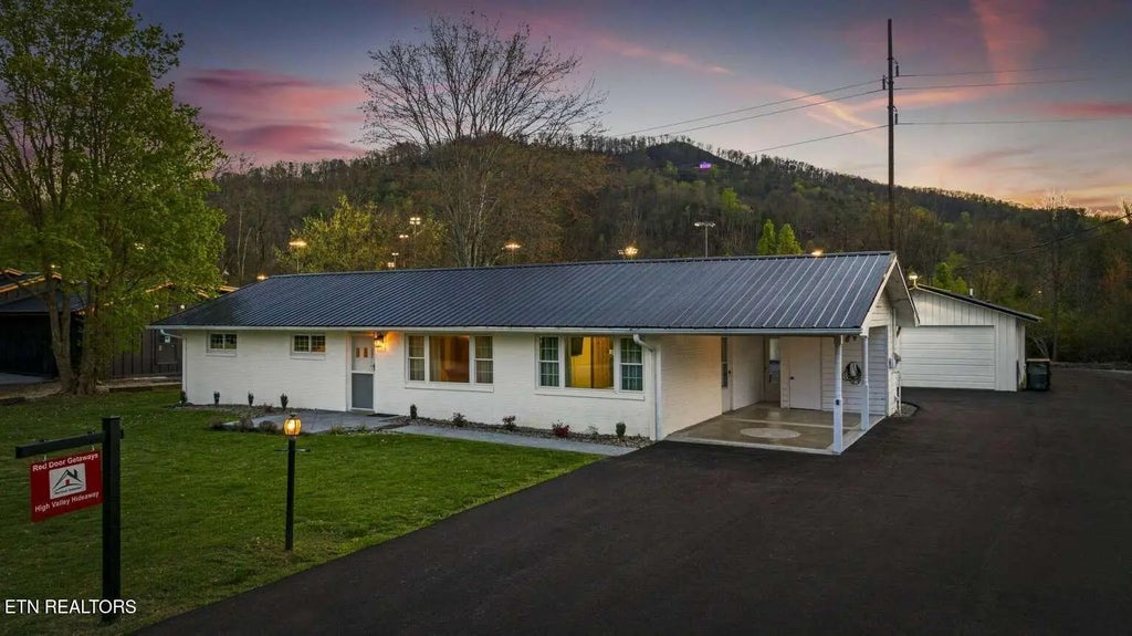 2652 High Valley Drive, Pigeon Forge